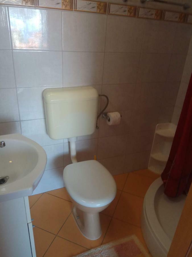 Apartmani Banic Apartman 5 Postira Ngoại thất bức ảnh